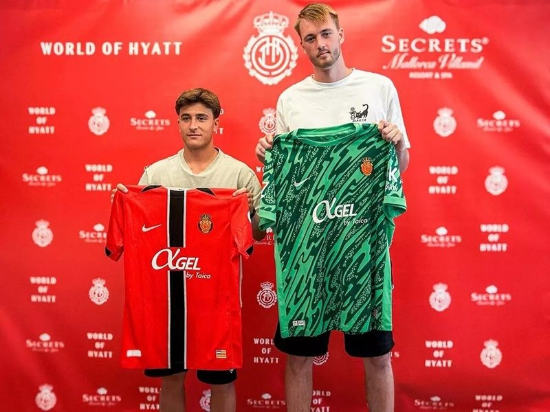 Los clubes de La Liga rompen la barrera de los 400 millones de euros en fichajes