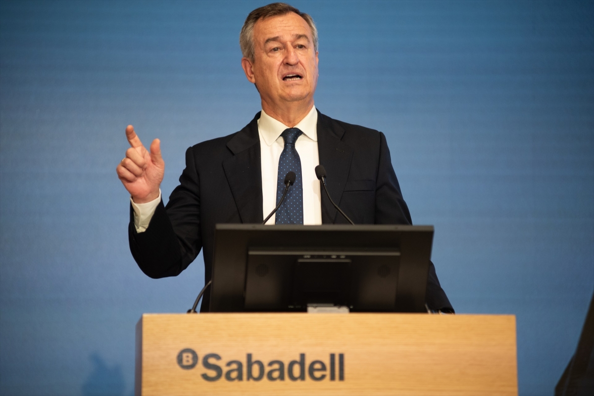 González-Bueno (Sabadell) cree que BBVA tiene dos opciones en la OPA: 