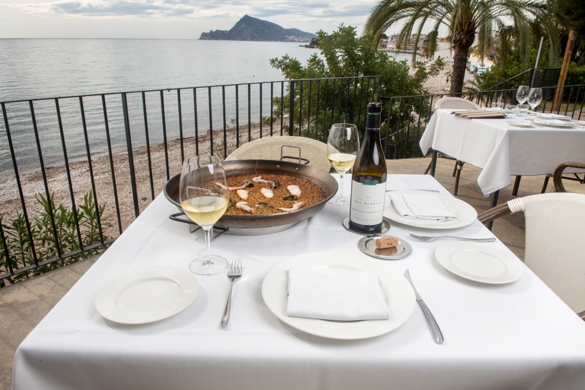 Paellas Hedonistas | Las tres paellas vista mar que hace dos años no podía recomendar (y ahora hay que ir)