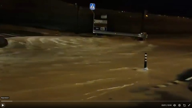 Lluvias muy fuertes de madrugada que dejan 60 l/m2 en 20 minutos en Pilar de la Horadada