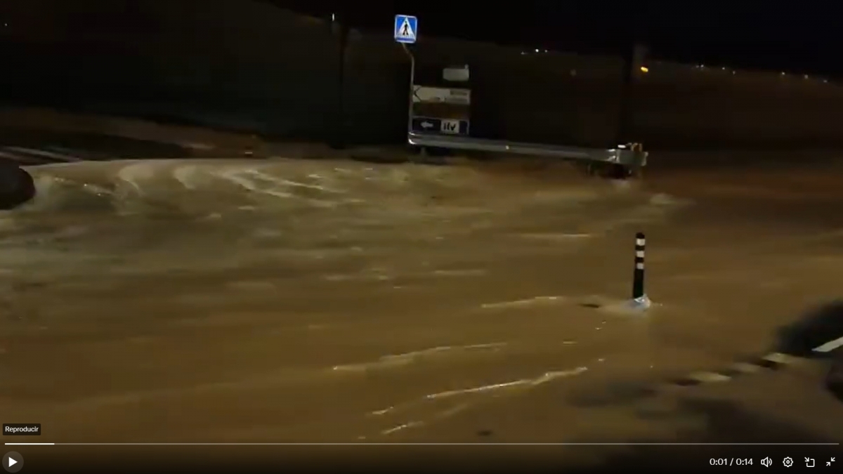 Lluvias muy fuertes de madrugada que dejan 60 l/m2 en 20 minutos en Pilar de la Horadada