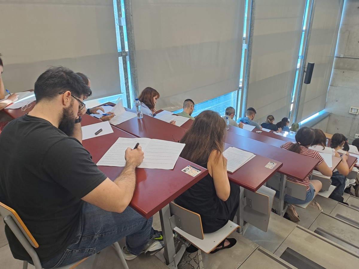 La Comunidad adjudica 1.281 plazas de Educación Secundaria pero quedan otras 314 vacantes en las oposiciones