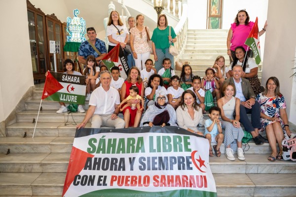 Castelló recibe a una decena de niños refugiados saharauis que pasan este verano en la provincia