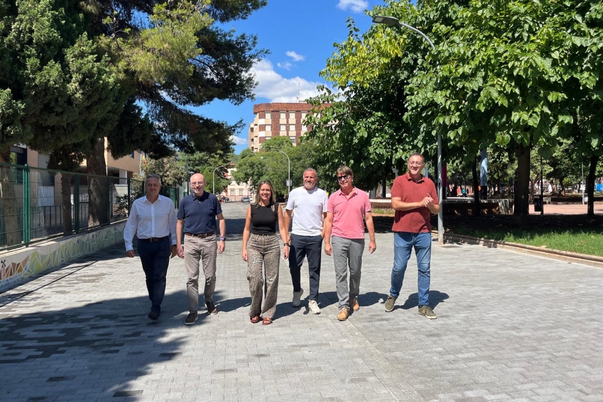Imagen de la visita a la zona terminada - 