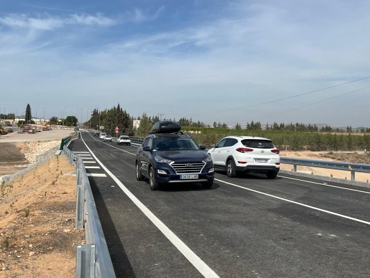Reabre al tráfico el puente de la CV-95 en San Miguel de Salinas tras su reconstrucción