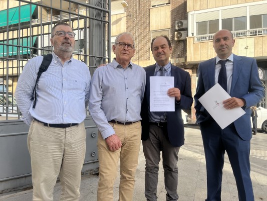 Juristas Valencianos reclaman a Murcia la devolución del 'Libro Almúnia', del siglo XVII, a Orihuela