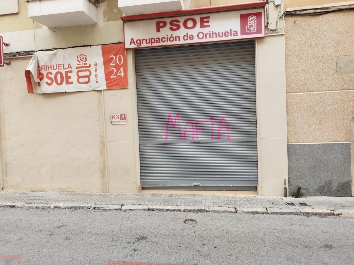 El PSPV-PSOE denuncia otro ataque vandálico a su sede de Orihuela