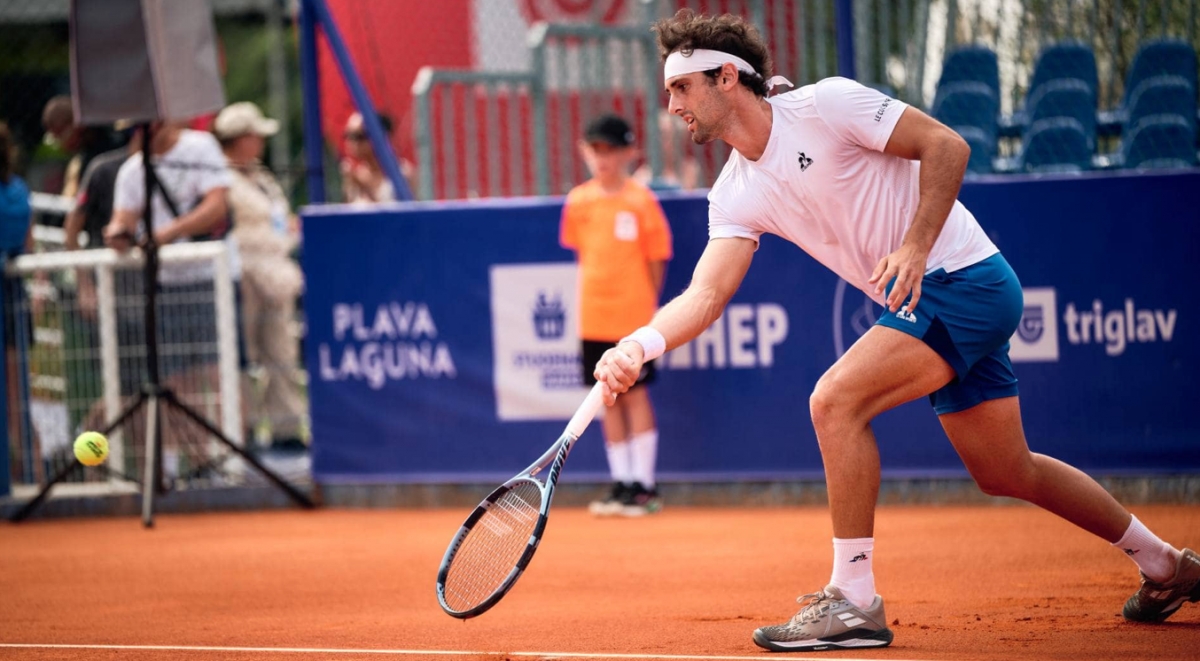 El valenciano Taberner cae en la final de Umag ante Darderi y se queda a las puertas de su primer título