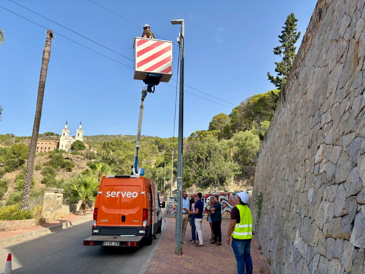 Algezares estrena 160 nuevas luminarias LED en los parques y la subida al santuario de la Fuensanta