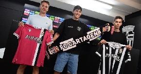  Larrea, Nacho y Fidalgo hablan de "ilusión", "presión" y "ascenso" en Cartagena