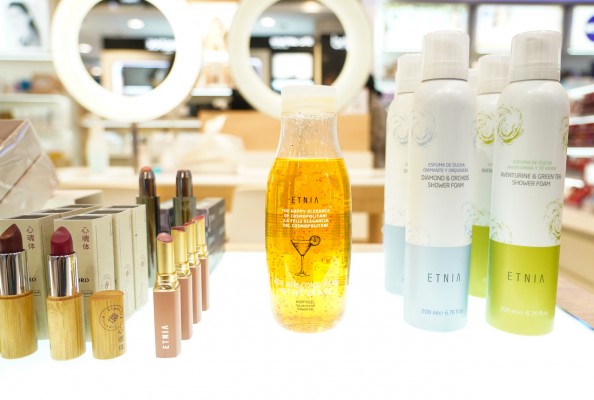 La valenciana Etnia Cosmetics cierra tras 12 años en el mercado