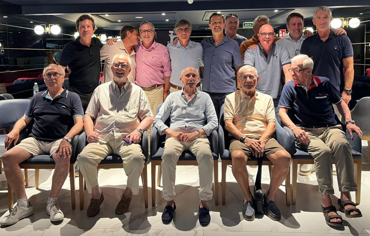 Emotivo reencuentro de los fundadores del Fútbol Base del Benidorm CD