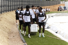 Las mejores imágenes del primer entrenamiento del CD Castellón en la Ciudad Deportiva