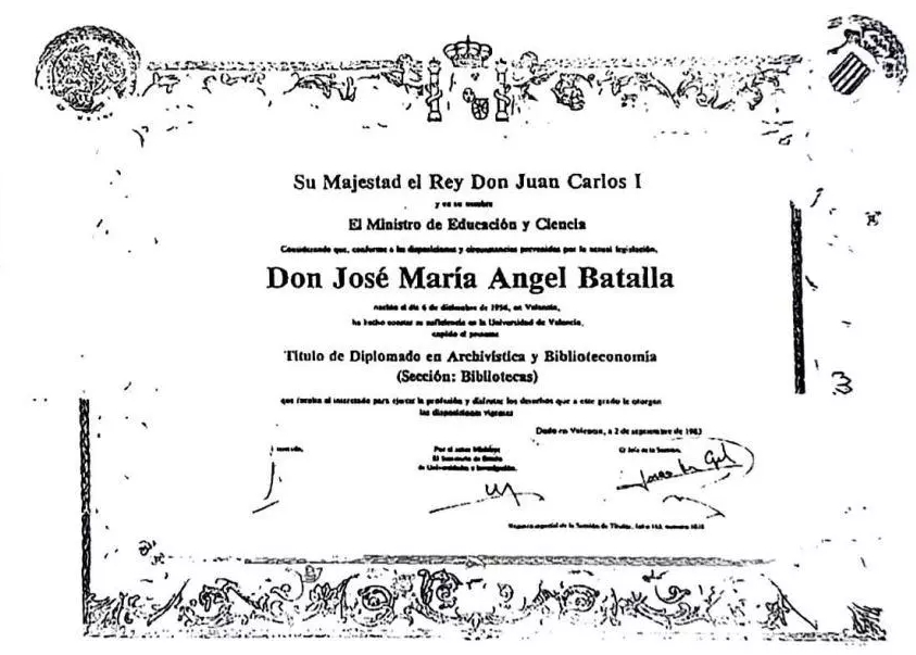 Título presuntamente falso cuestionado por la Agencia Antifraude que figura en el informe.