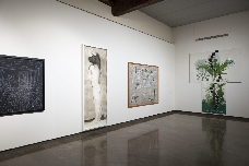 Un minotauro del molinense Pepe Yagües se codea en Valencia con la obra en papel de los grandes artistas contemporáneos del país