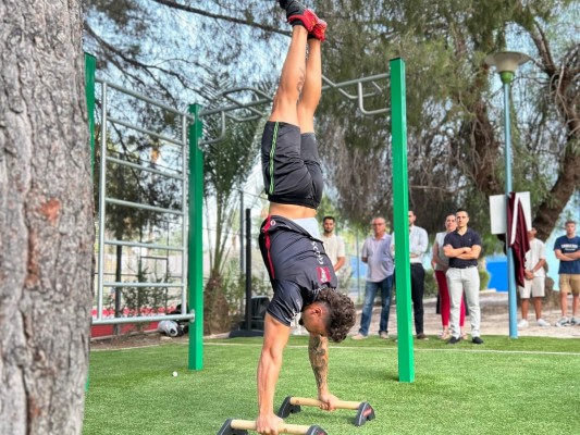 Archena inaugura un parque de calistenia para promover los espacios deportivos saludables