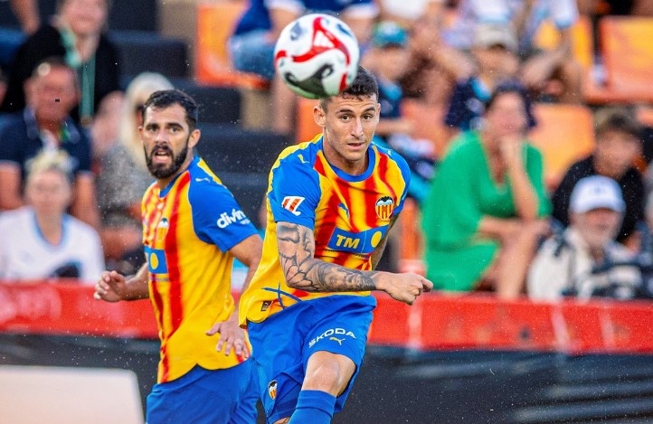 Valencia y Marsella empatan en un mejor encuentro de los de Corberán