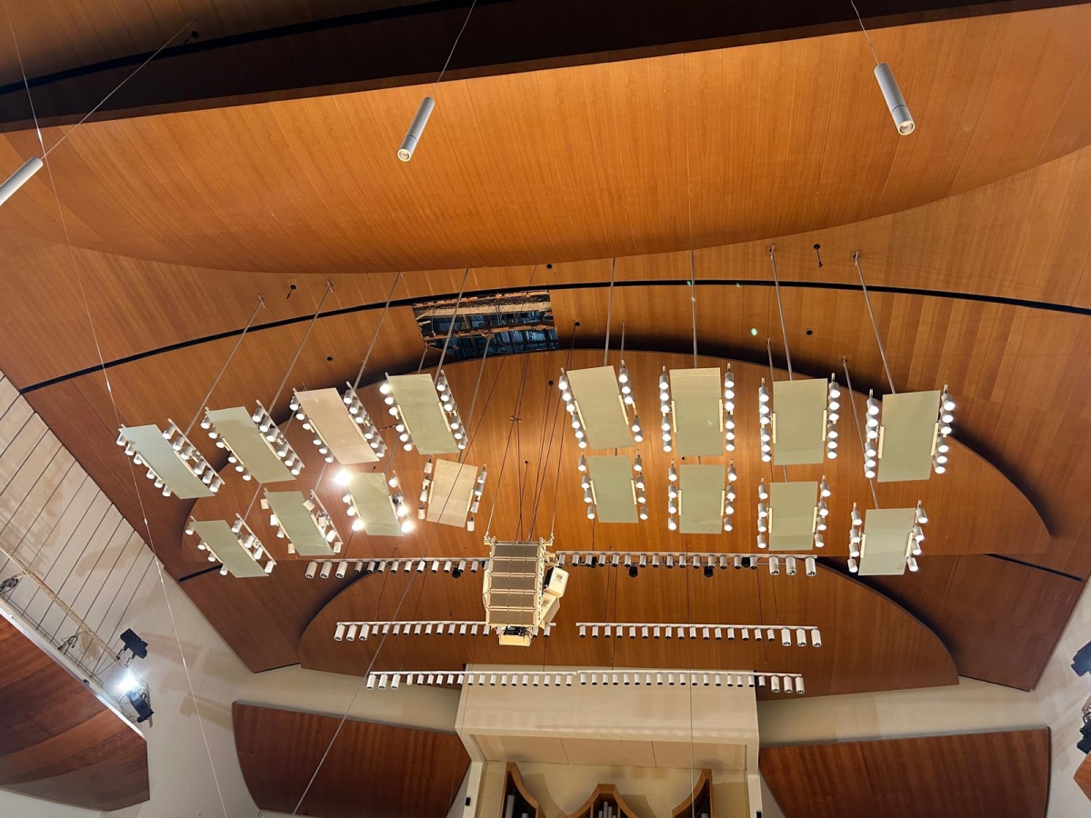 Se rompen paneles del techo de la sala Iturbi del Palau de la Música