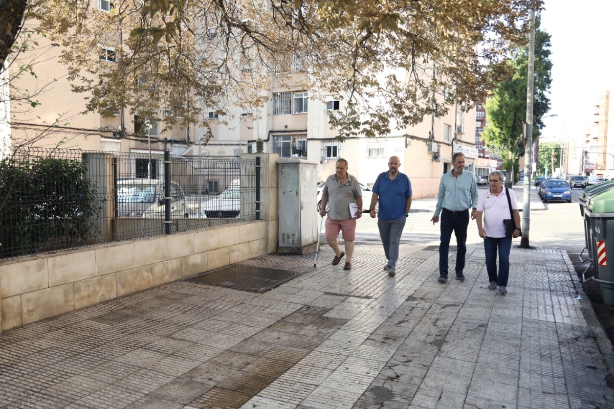 Vecinos del barrio cartagenero de San Ginés participan en el diseño del proyecto para mejorar su principal avenida