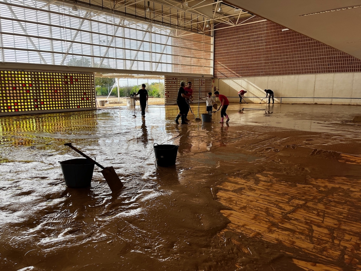 Las escuelas cooperativas afectadas por la Dana reciben 140.000 euros en donaciones