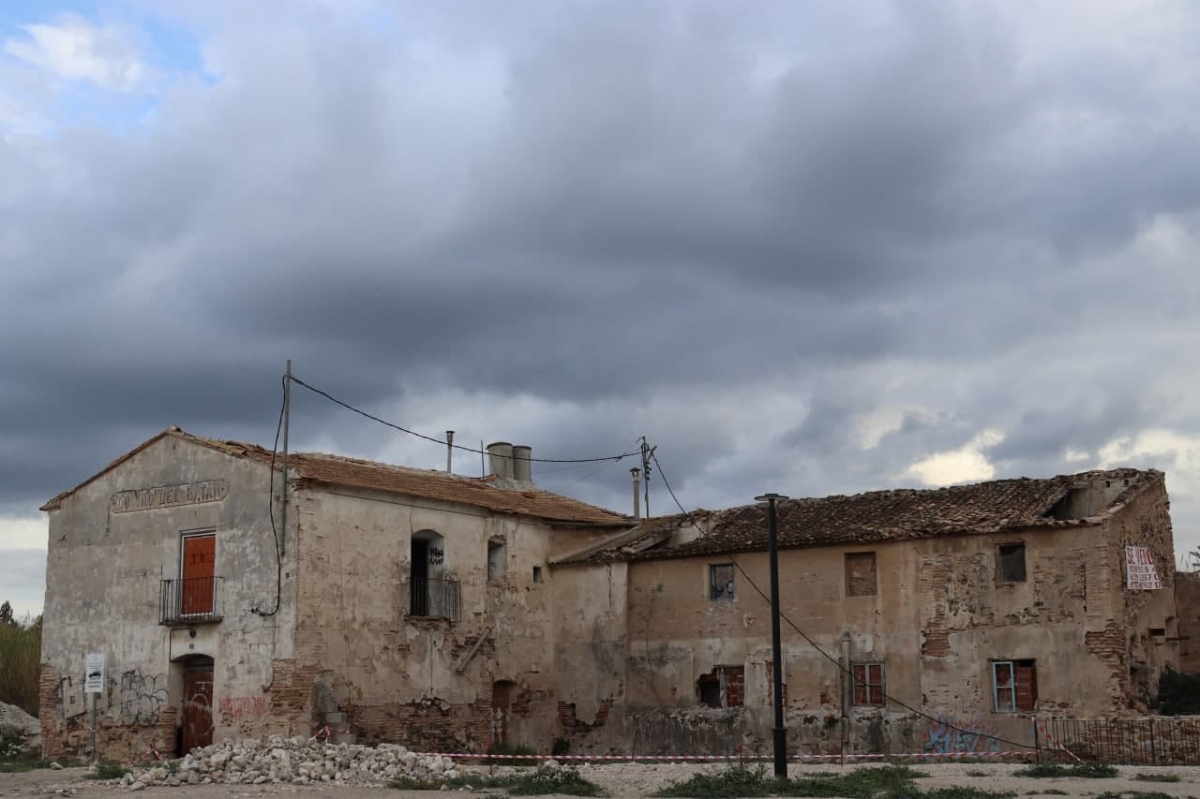 Cruce de críticas por la Torre del Batán de Murcia: ¿Recuperación histórica o daño irreversible?
