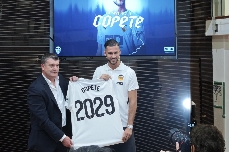 Copete: "He priorizado venir al Valencia por encima de todo"