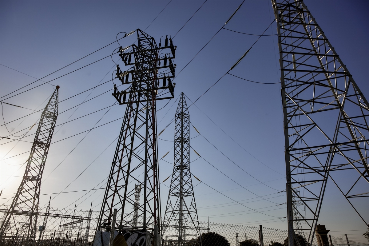 Los cambios de compañía eléctrica en 2024 registraron un récord histórico de 7,25 millones