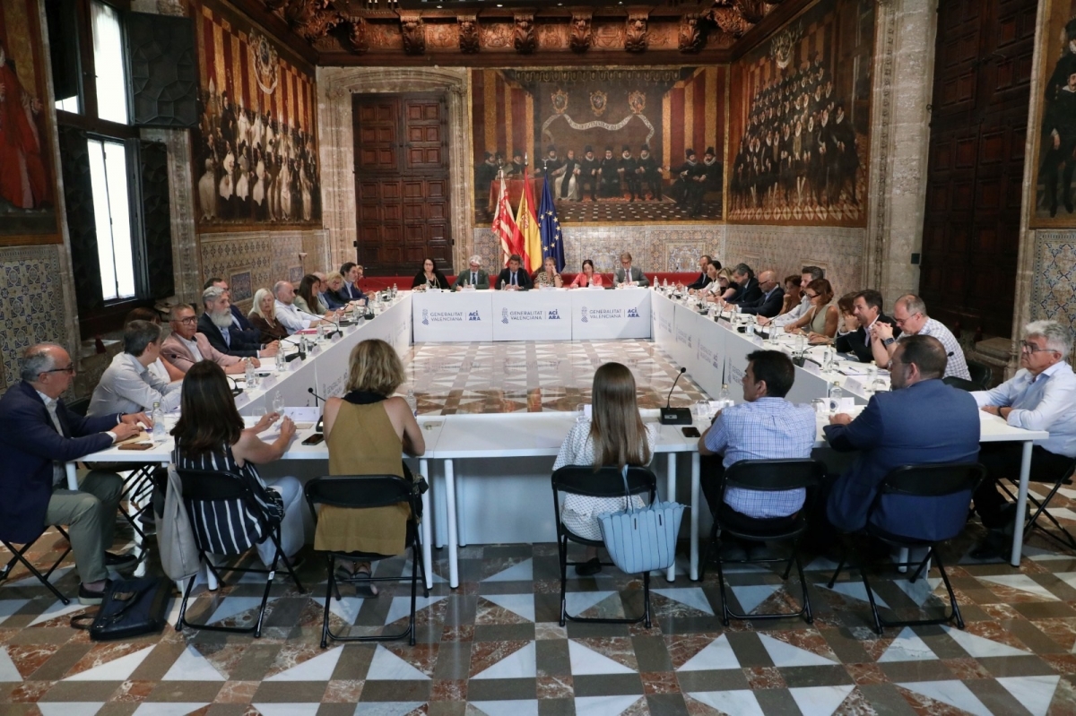 La Generalitat monitorizará el impacto de los nuevos aranceles de EEUU en los sectores valencianos