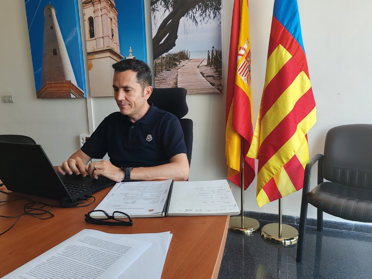 El Ayuntamiento de Canet reduce a 22,10 días el plazo del pago a proveedores