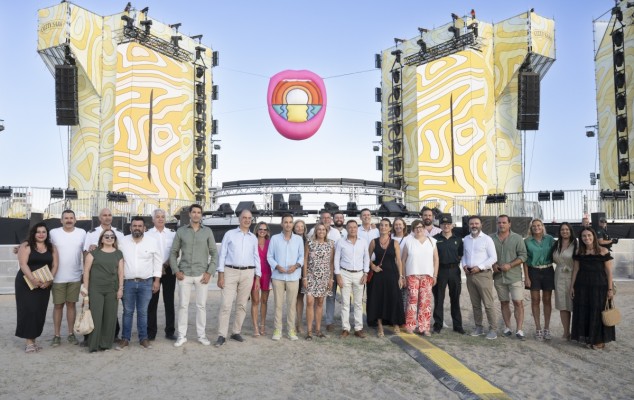 Marta Barrachina destaca el compromiso de la Diputación con el Arenal Sound