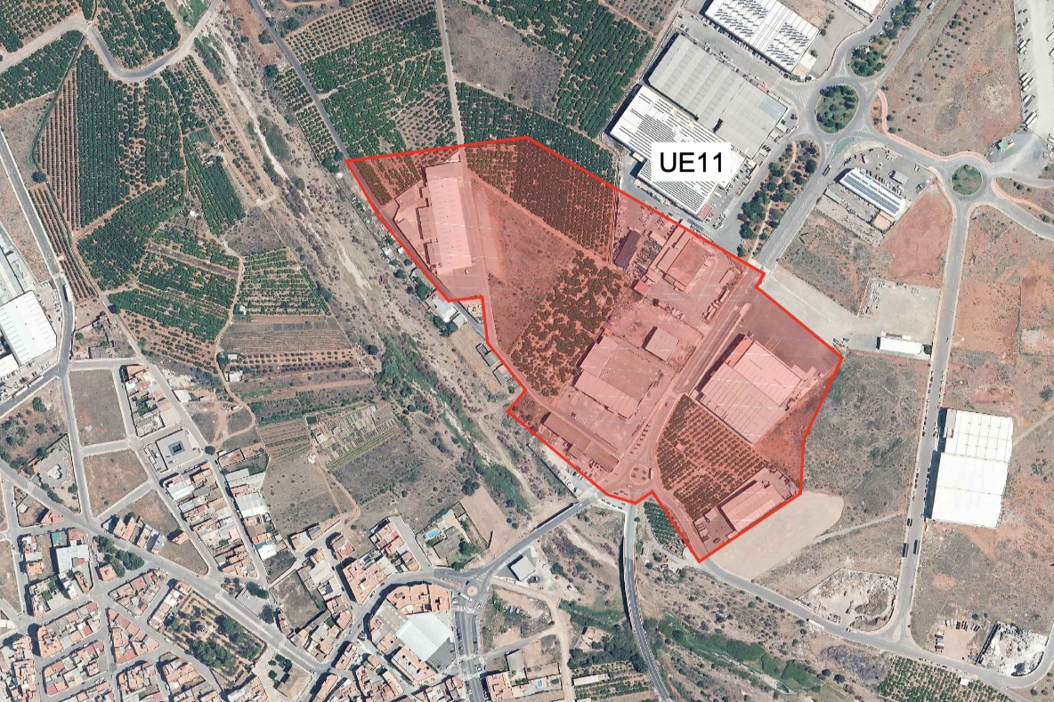Betxí tramita dos planes urbanísticos para regularizar y mejorar los polígonos que rodean Clasol y la cooperativa Cofru