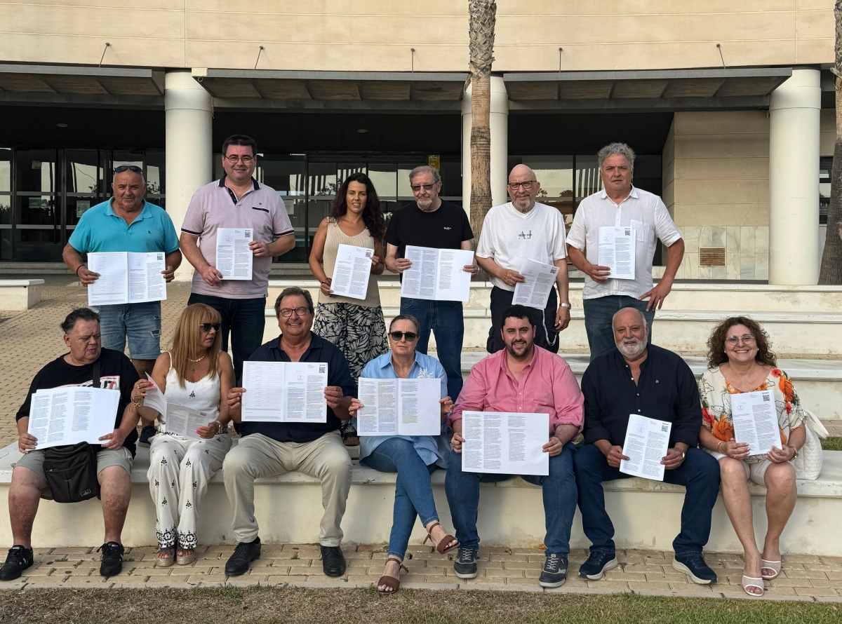 Unión Municipalista activa en Alicante la recogida de firmas en favor de rebajar el listón electoral