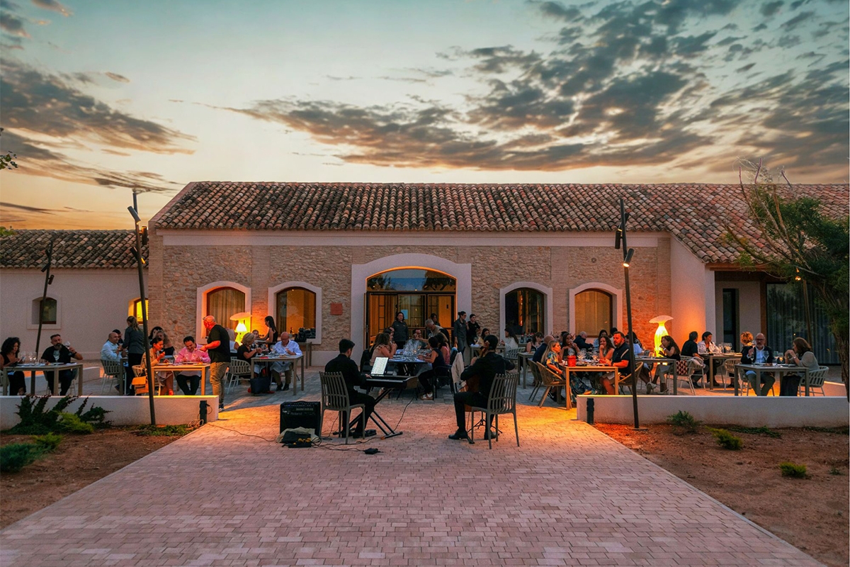 Vive las noches más especiales del verano en Finca Calderón: música, gastronomía y vino