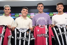 El Efesé presenta a cuatro fichajes en una: Luismi Redondo, Marc Jurado, Marco Carrascal y Kevin Sánchez