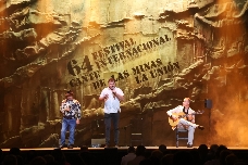 El Cante de las Minas arranca con fuerza: estas son todas las imágenes del pregón, la Gala de Ganadores y la Medalla de Oro al Teatro Real
