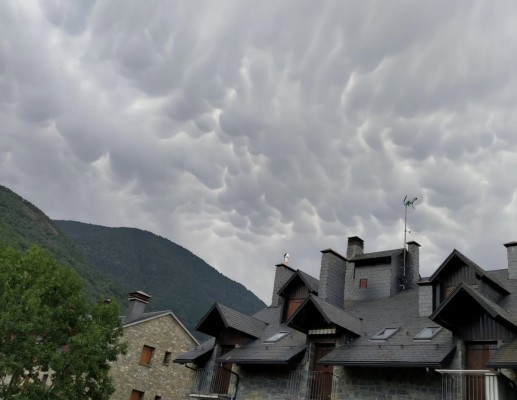 Tormentas y lluvias pondrán en aviso a la Región de Murcia este viernes, según la AEMET