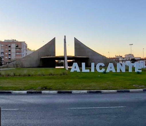 Alicante limita el tráfico en agosto en la glorieta de entrada a la ciudad por Rabassa por obras 