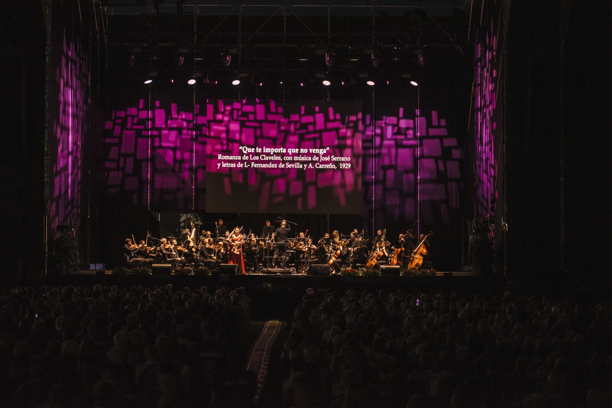 Plácido Domingo abre los conciertos en 'El Muelle Live' con una noche histórica en el Puerto de Alicante