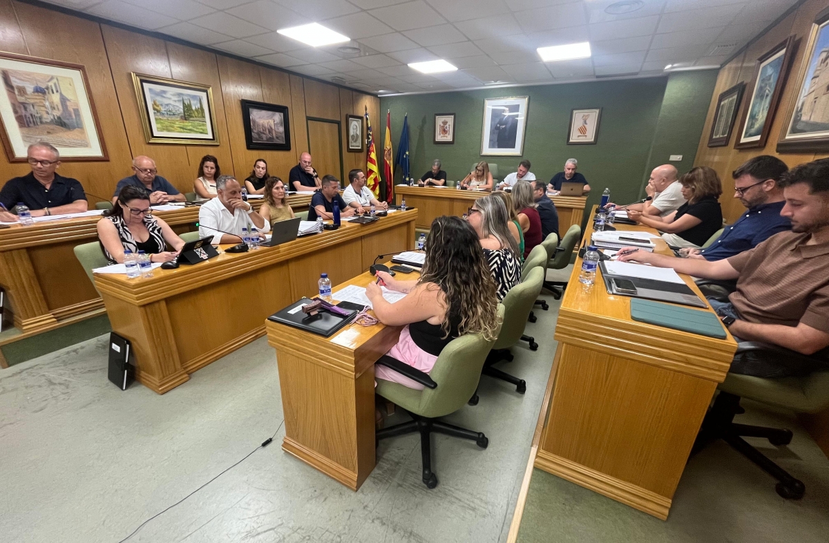 Petrer aprueba su primera Relación de Puestos de Trabajo para modernizar la estructura municipal