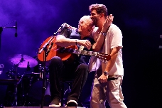 Pablo Alborán: "Fue un honor cantar con Toquinho en La Mar de Músicas, hay algo mágico en su presencia"
