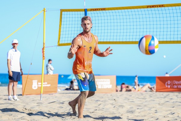 La playa del Gurugú recibirá a más de 400 deportistas en el Beach Volley Tour Comunitat Valenciana