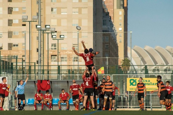 El Ayuntamiento de València autoriza a 41 entidades deportivas la gestión de 25 instalaciones municipales