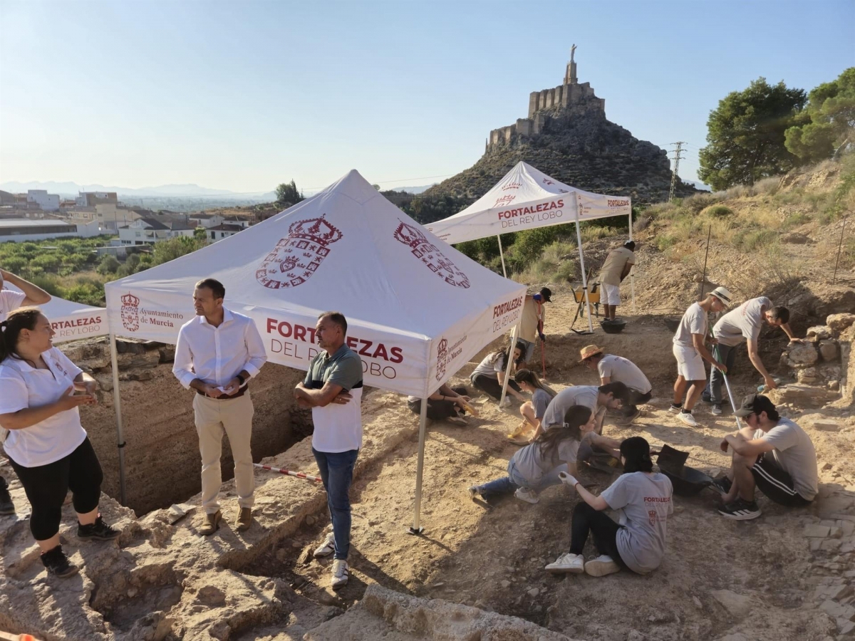 Hallan un gran complejo palaciego en el yacimiento del Palacio de Ibn Mardanís de Monteagudo