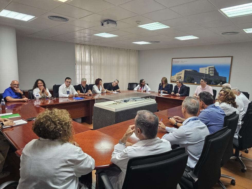 Sanidad y sindicatos alcanzan un acuerdo para renovar el convenio colectivo de La Ribera