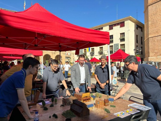 La plaza Mayor de Castelló se llena de diversión con más de 100 juegos de mesa