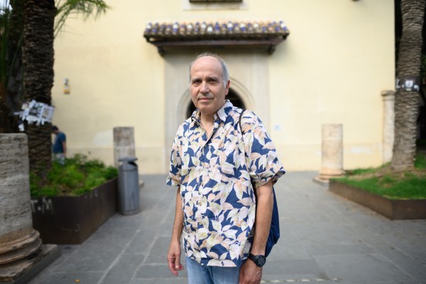 Jorge sobrevivió a una vida sin techo y un pasado sin amor