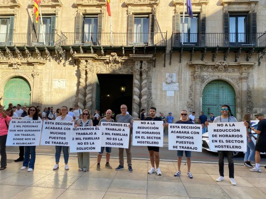 El sector del ocio nocturno y restauración de Alicante prepara 