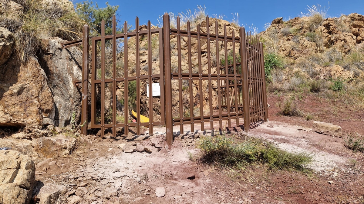 Murciélagos en el foco de conservación: Medio Ambiente regula el acceso a la Sima de Peñas Blancas