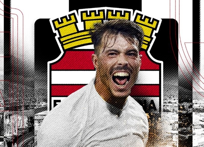 El delantero madrileño Chiki llega al Efesé tras su paso por Ferrol 