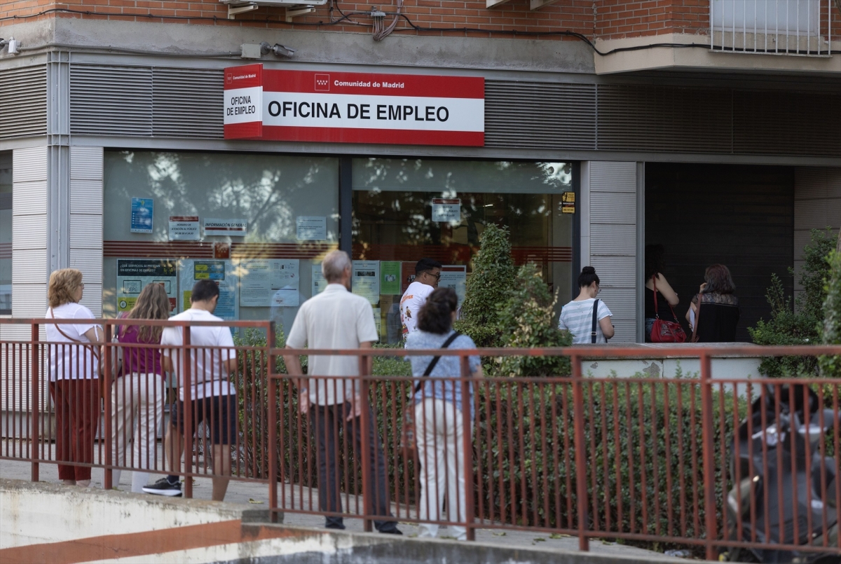 El paro sube en 353 personas en julio en la Comunitat, hasta los 293.968 desempleados